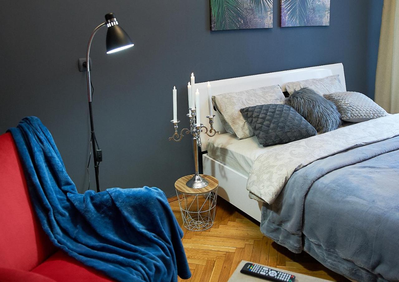 Stylish Apartments In The Center Львів Екстер'єр фото